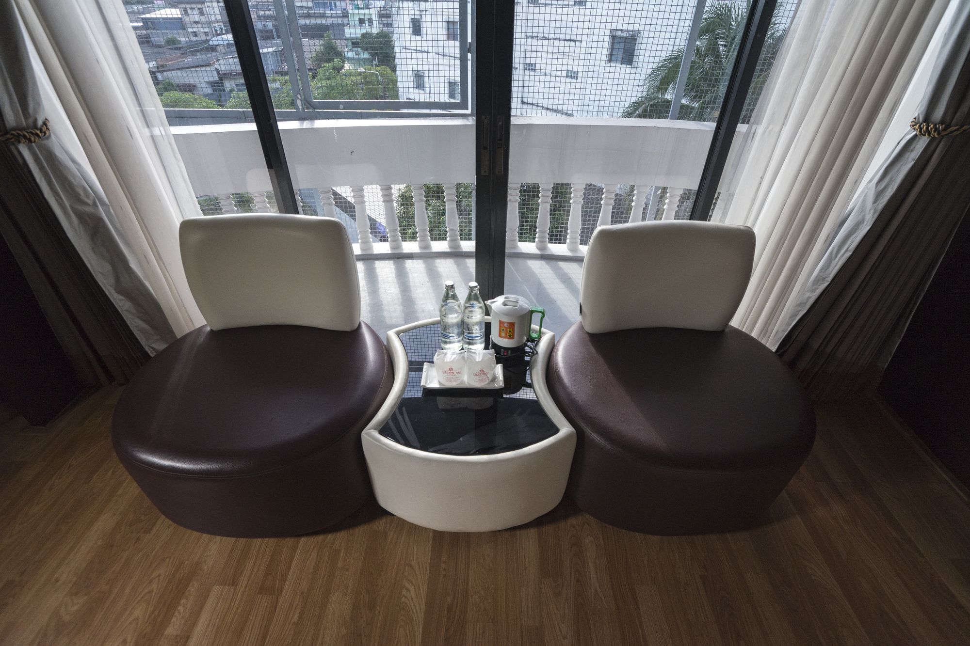 Kiss Gardenhome Chic Hotel Хатъяй Экстерьер фото